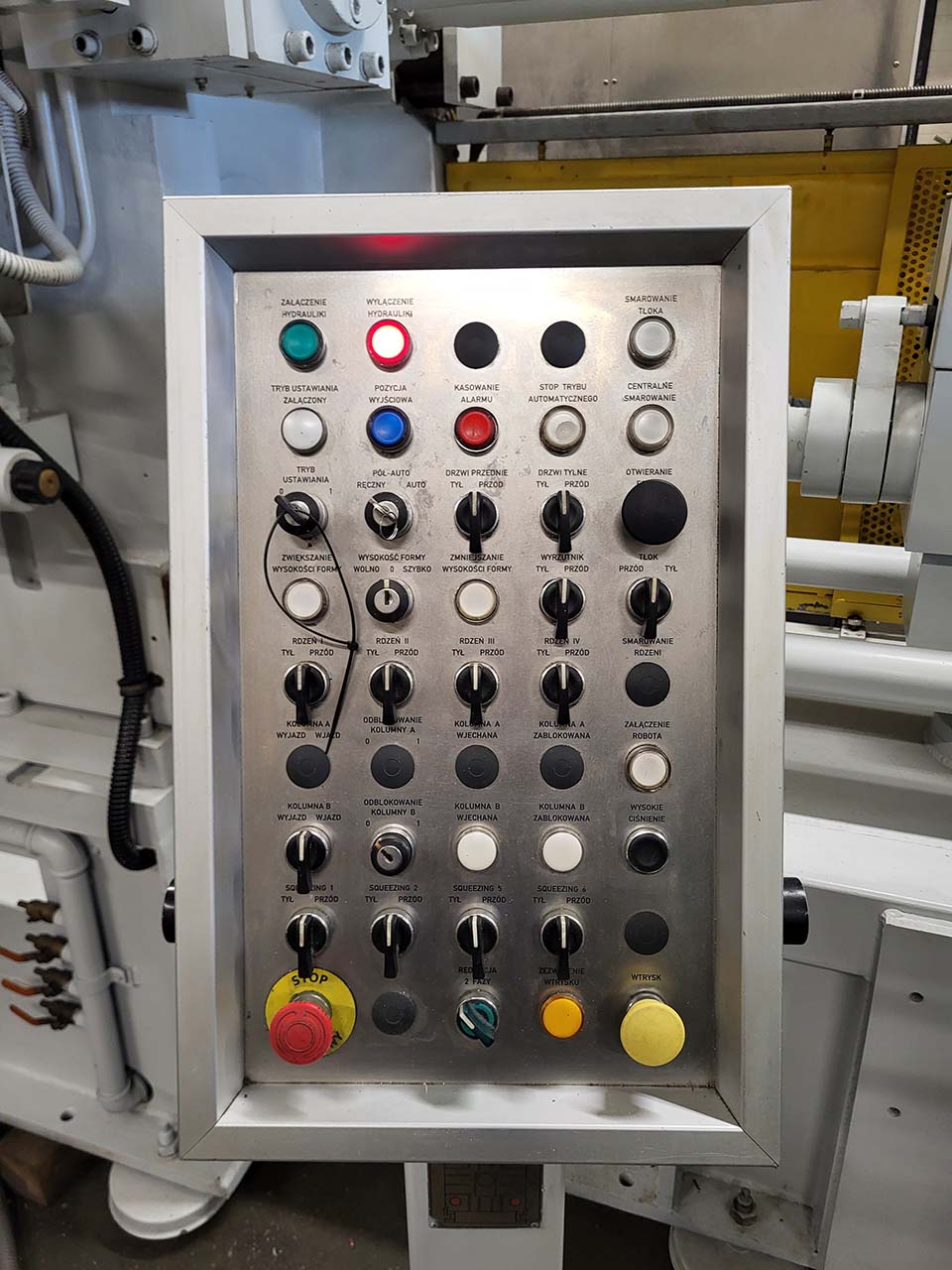 LK CDCM 400 SQ zimnokomorowa maszyna odlewnicza KK1622, używana